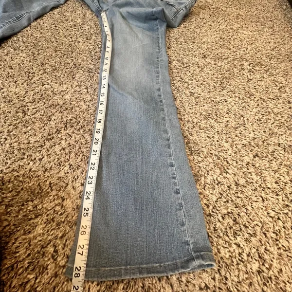 Lands End Mid Rise Curvy Bootcut Jeans‎ Light Wash Denim Size 6 - Image 7