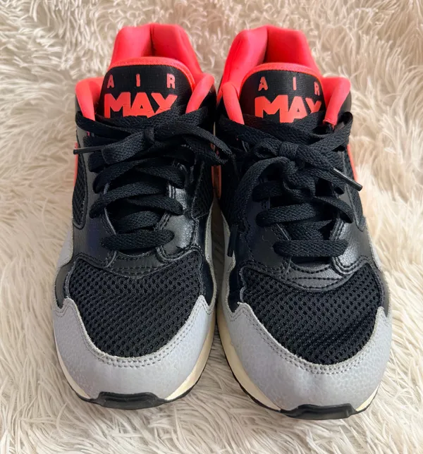 Nike Air Max ST International Women’s Size 7.5 Running Shoes #705003-003 - Image 2