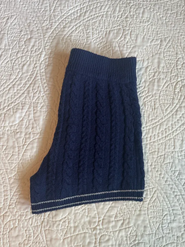 Victoria's Secret PINK navy blue cable knit shorts with white stitching - Image 5