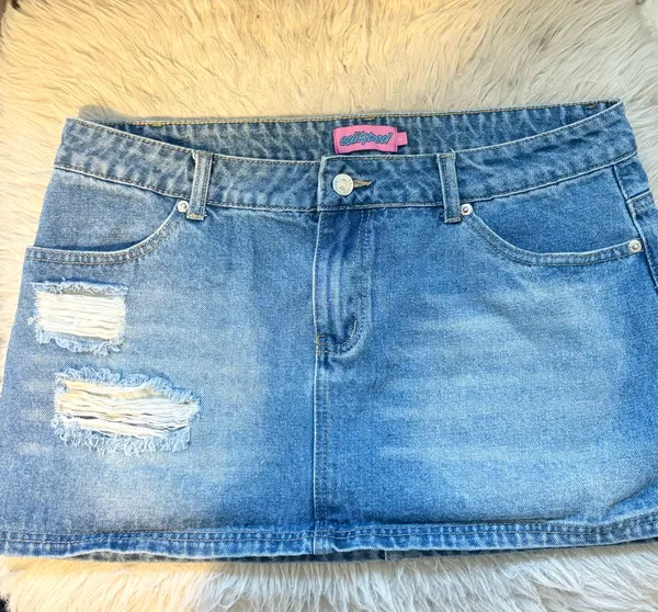 Edikted Mini Denim Skirt Distressed - Image 2
