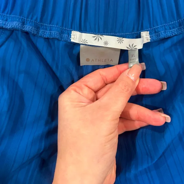 Athleta Blue Women's Beach Shorts - Image 7