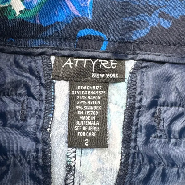 Attyre New York Blue Floral Scalloped Hem Shorts Navy Teal Purple Size 2 6H49575 - Image 6