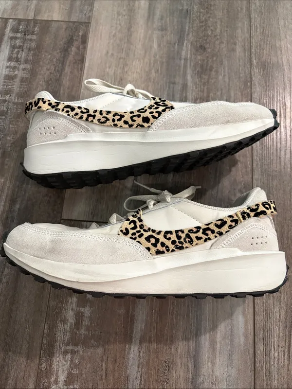 Nike Waffle Debut White Leopard Sneakers 9.5 - Image 4