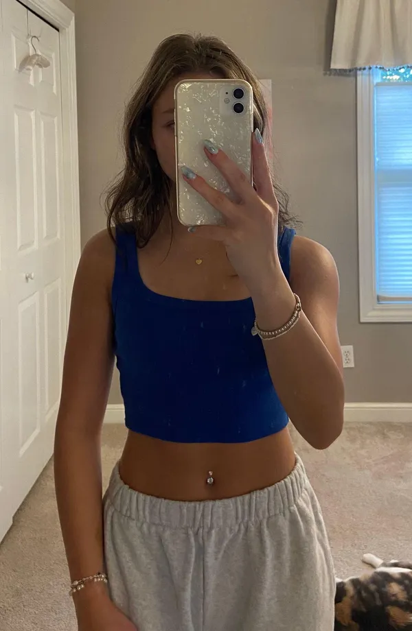 blue tank top - Image 2