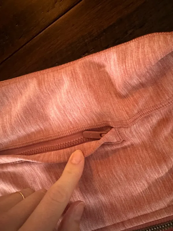 Lululemon Hooded Define Jacket Brier Rose Size 4 - Image 5