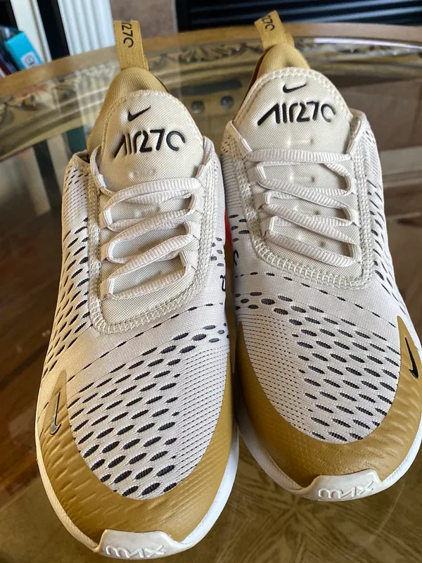 Nike Air Max 270 Shoes - Image 3