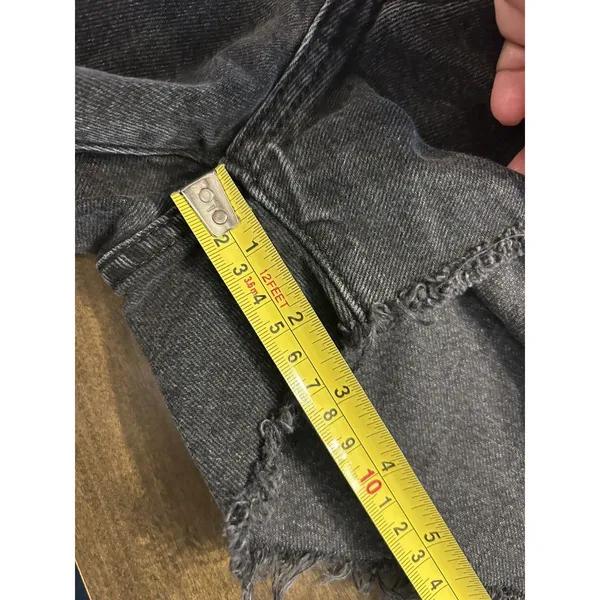 Levi's 501 Women Shorts Sz 28 Black Denim Original Fit High Rise Cutoff Jean w28 - Image 3
