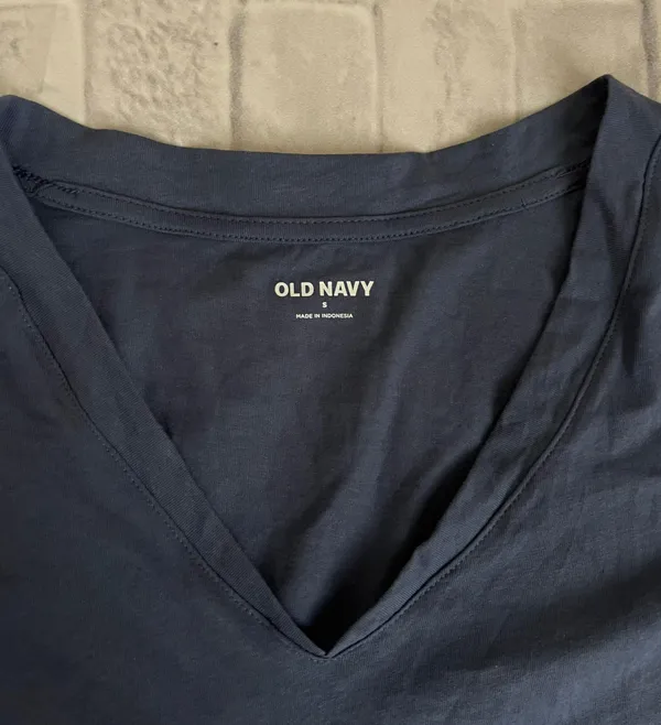 Old Navy Top - Image 3