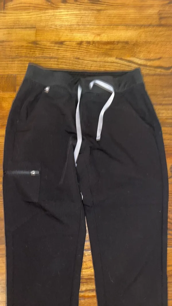 FIGS Zamora Jogger Scrub Pants - Image 6