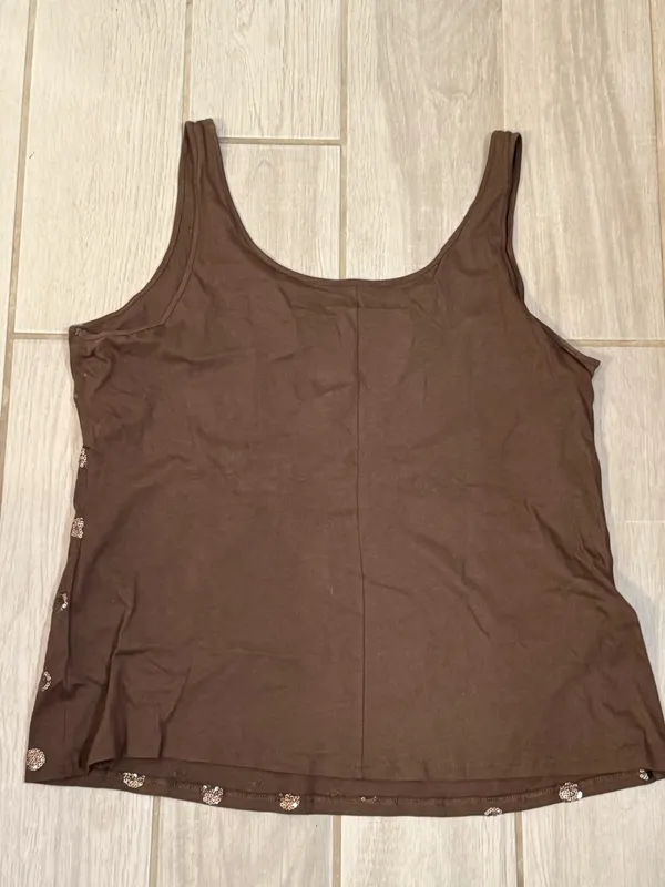 Victoria's Secret Brown Tank with Silver Polka Dots - Image 4