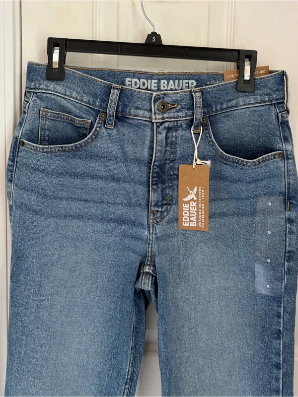 NWT!!! Eddie Bauer Authentic Perfect Straight Leg Jean in Vintage Wash - Image 6