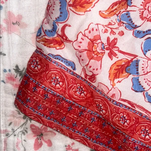 Vineyard Vines Size XS Floral Print Shorts - Image 10