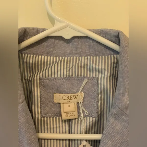 J Crew Women's Light Blue Linen Blend  Buttoned Blazer.   Size-2 - Image 4