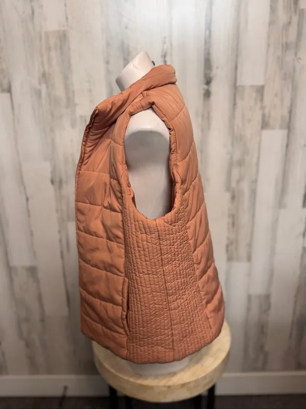 New York & Company Quilted Puffer Vest Womens XL Peach Blush Zip Stand Collar - Image 6