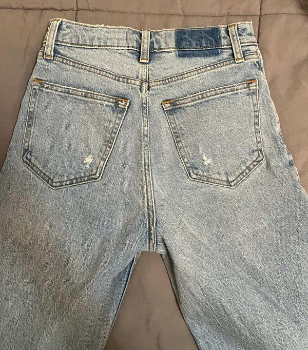 Abercrombie Ultra High Rise 90s Straight Jean - Image 7