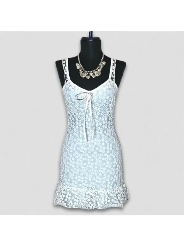Shein Cami Slip Dress Embroidered Mesh Size 4 - Image 3