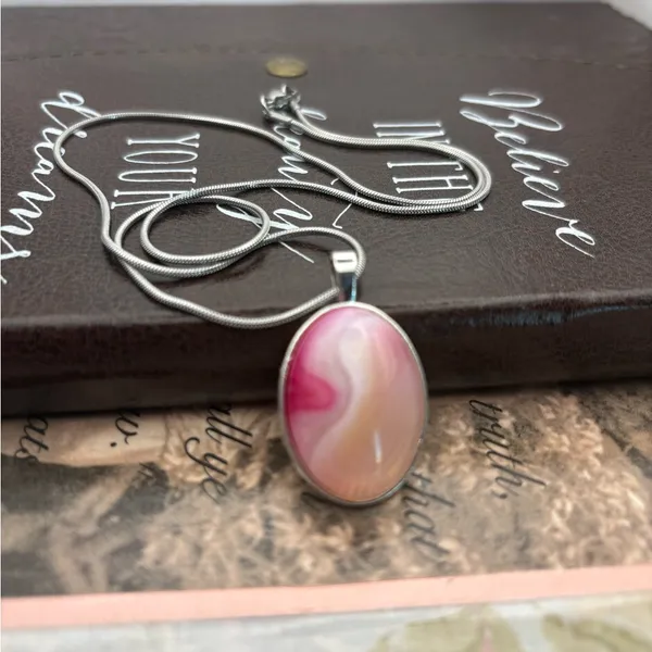 Pink Banded Agate Statement Necklace 20” Romantic Boho Gemstone - Image 4