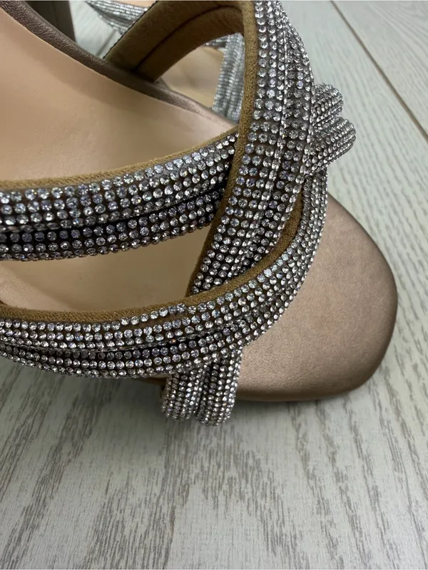 Bella Vita Women's Carmen Heeled Slip On Gem Strap Sandals 7.5W Bronze $100 - Image 2