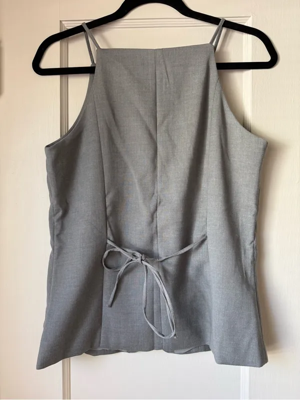 Abercrombie & Fitch Gray Button-Front Sleeveless Jumpsuit Top - Image 3