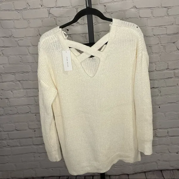 NWT Pink Rose Cream Knit Sweater Size Large - Image 2
