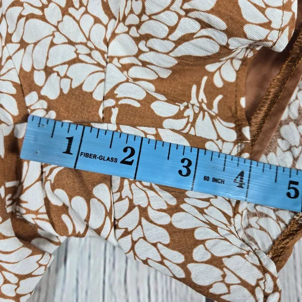 Selfie Leslie Romper Floral Deep V‎ Neck Halter Open Back Tie Back Size Large - Image 8