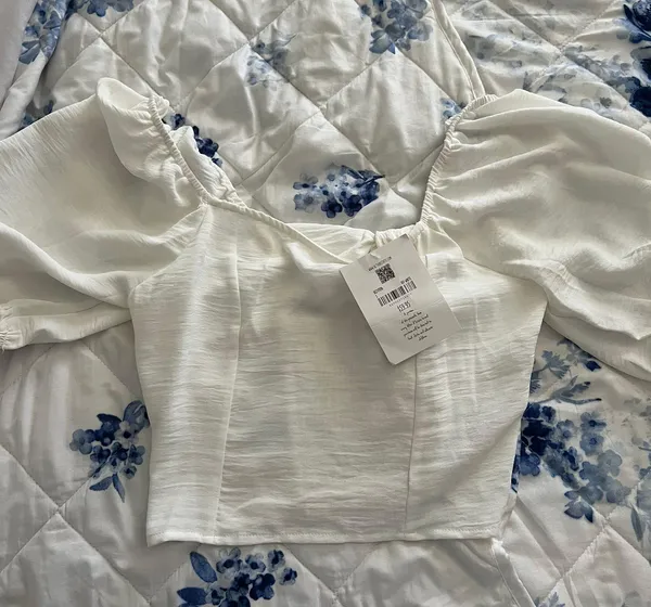 altar’d state white top with bow - Image 2