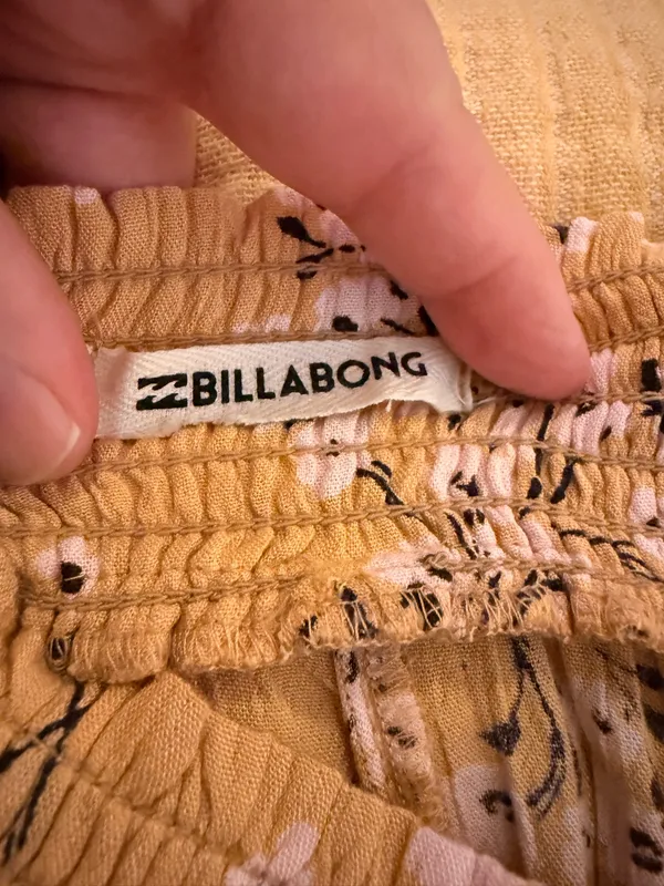 Billabong NWT Floral Yellow Wide-Leg Pants with Faux Wrap on Legs - Image 7