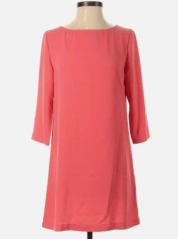 Coral Quarter Sleeve Shift Dress - Size Medium - Image 2