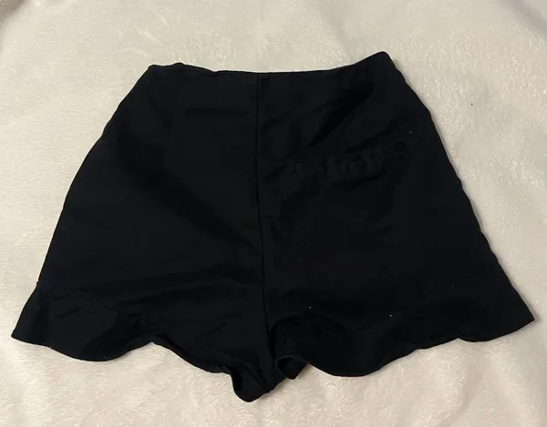ZARA Black  Shorts - Image 3