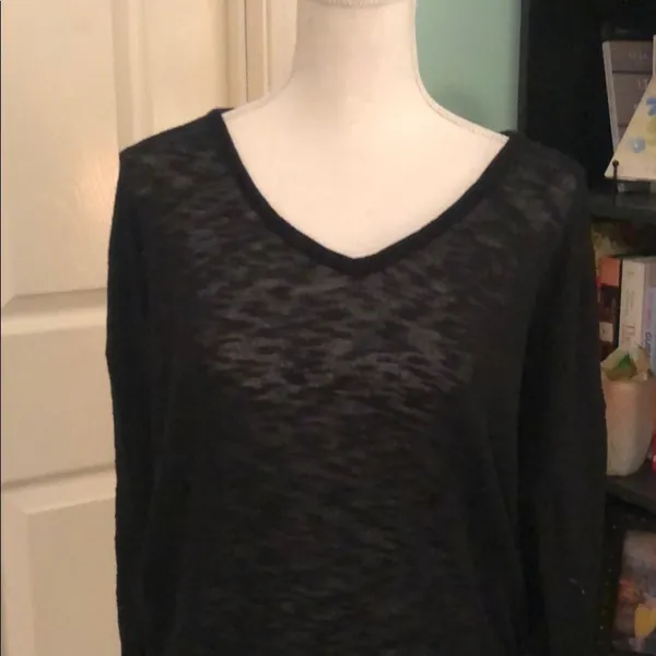 Old Navy lightweight sweater - Image 2