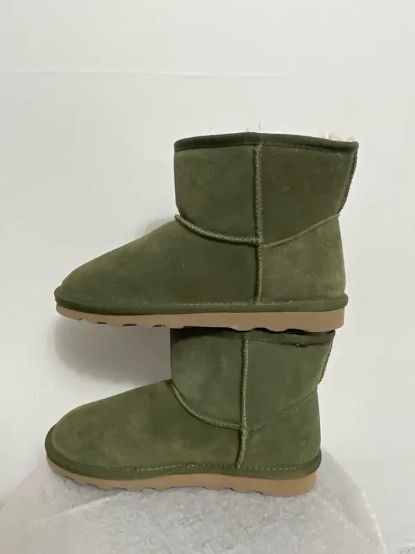 Time and Tru Olive Green Short Boots Size 7 – NWT(B23) - Image 3