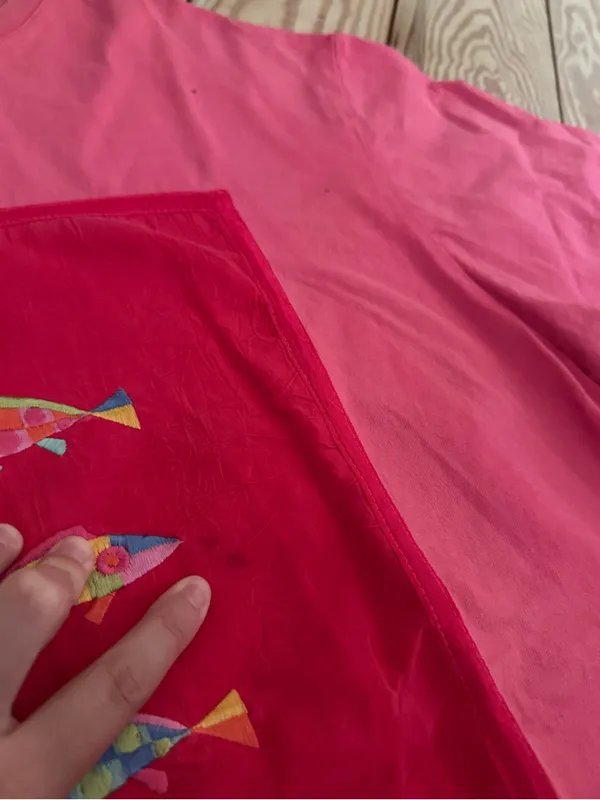 Johnny Was Pink Fish Patch T-Shirt Size 2X holes & stains in pics - Image 3