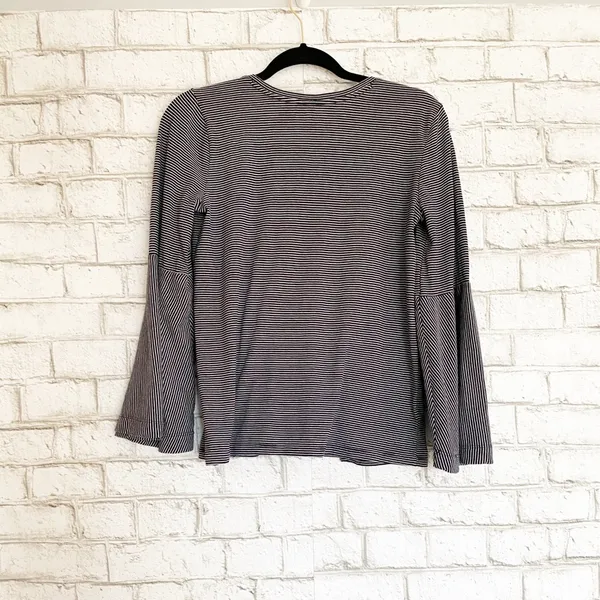 Loft Embroidered Peplum Top w/ Bell Sleeves Small - Image 2