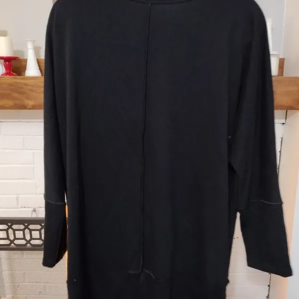 SPANX black medium weight crewneck pullover - Image 3