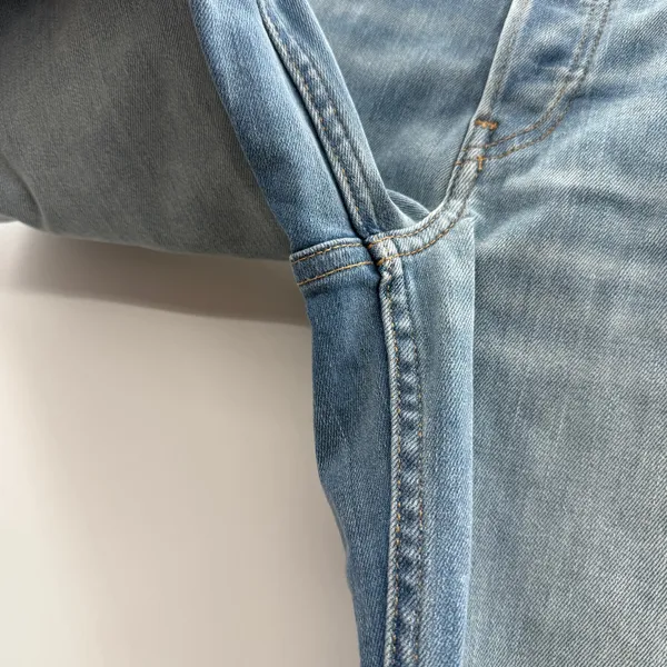 Re/Done NWT Marea Cropped Jeans‎ Women’s Size 26 Wide Leg Mid Rise Light Wash - Image 6