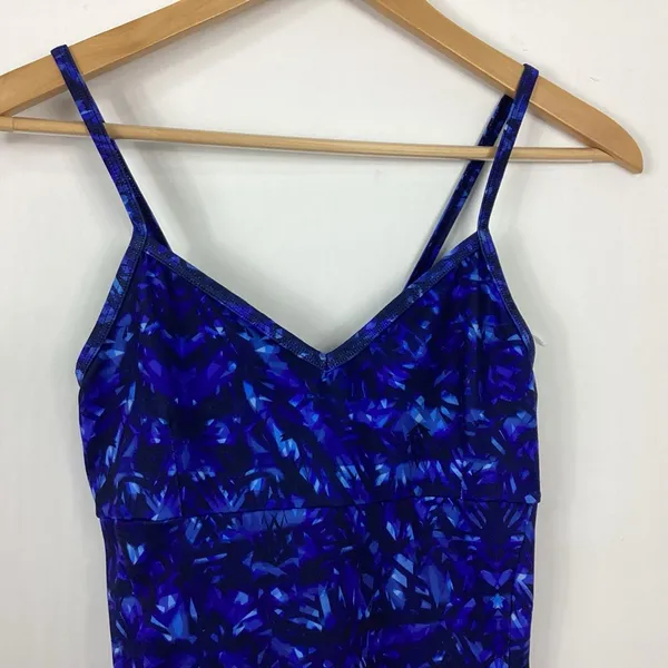 ALO Yoga Lure Long Bra Top - Image 2