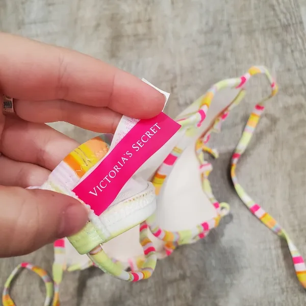 Victoria's Secret Striped Bikini Top Size 36C - Image 3