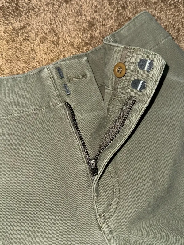 Aritzia TNA Wide Leg Cargo Pants Army Green Baggy Streetwear Contemporary Size 2 - Image 5