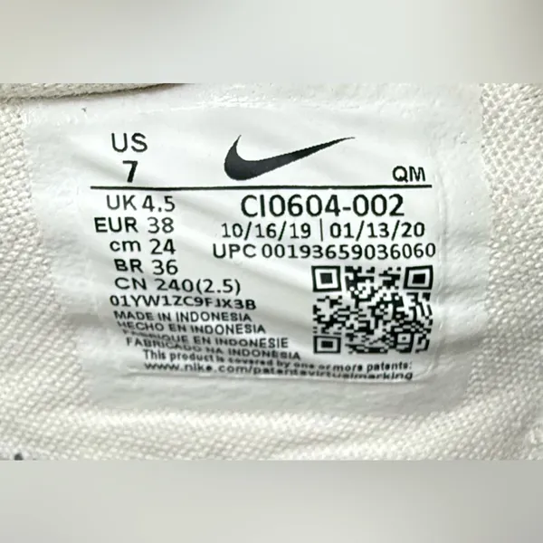 Nike Women's Slip-On Sneakers in Black, White and Gray Tropical Print - Image 5