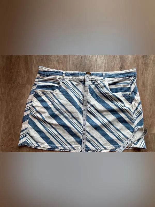 Women’s Blue and White Striped‎ Denim Skirt - Image 4