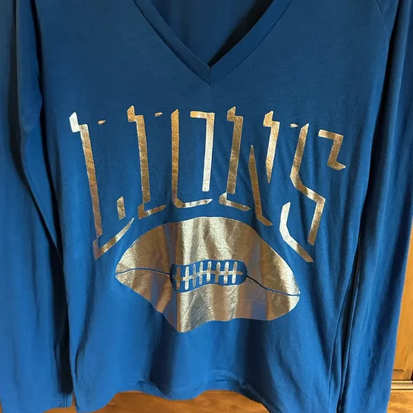 Victoria’s Secret pink Detroit Lions, NFL long sleeve shirt, size medium! - Image 5