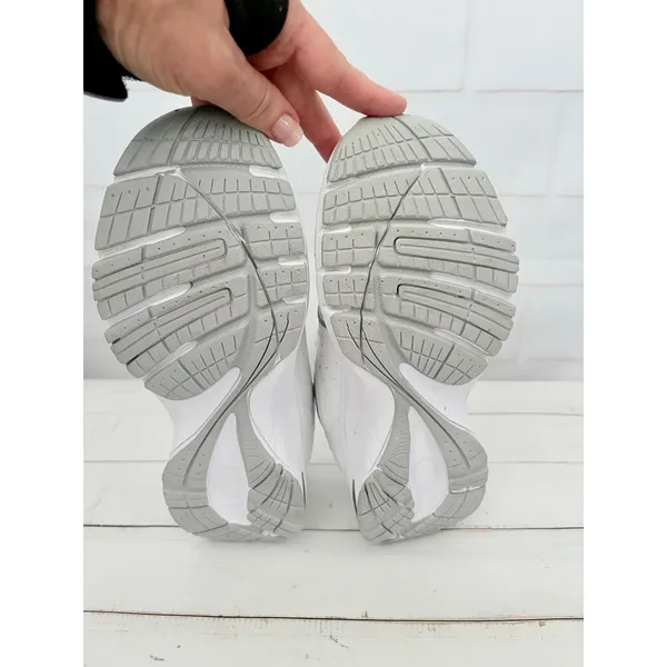 Dr. Scholl's NWOT White Leather Women's Gel Cushion Sneakers Size 6.5W - Image 6