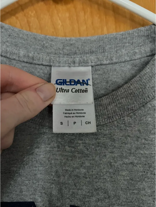 Gildan Long Sleeve Tee - Image 4