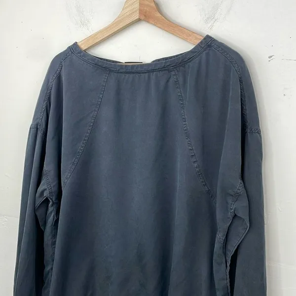 Prana Lavendar Bay Pullover Top size Medium Gray - Image 5