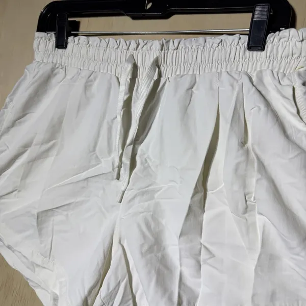 All In Motion Womens White Athletic Running Shorts Lined Size‎ Medium - Image 2