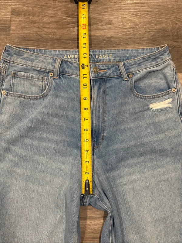 American Eagle Womens Mom Jeans Size 12 Regular Light Wash Distressed High Rise - Image 7