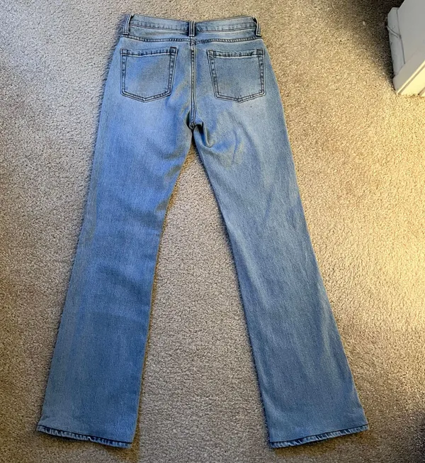 Brandy Melville sophie light wash jeans - Image 3