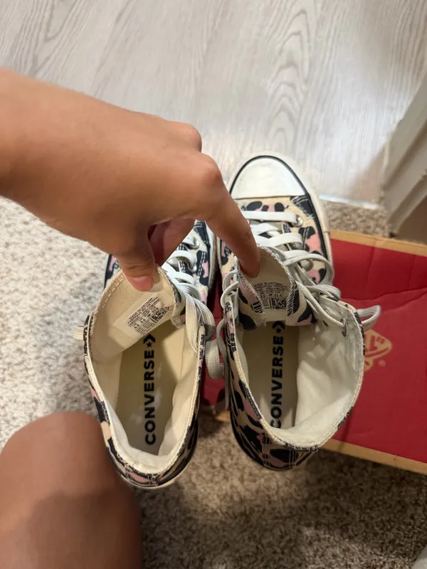 Converse - Image 6