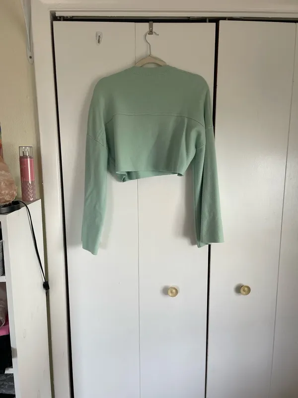 ZARA Mint Green Crop Sweater - Image 4