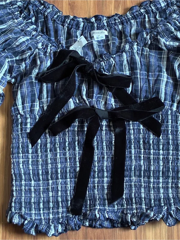 Kimchi Blue Marley Plaid Smocked Off Shoulder Blouse - Navy Blue Size S - Image 5